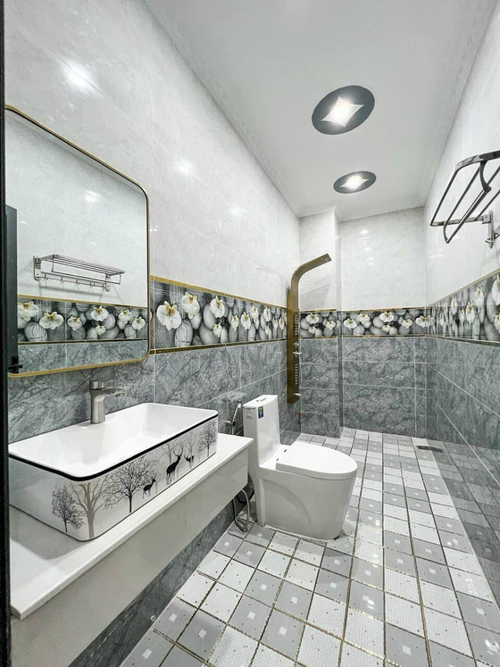 BÁN NHÀ MỚI 1 TRỆT 3 LẦU ĐỐI DIỆN CÔNG VIÊN KDC VĂN HOÁ TÂY ĐÔ, HƯNG THẠNH, CÁI RĂNG, CẦN THƠ